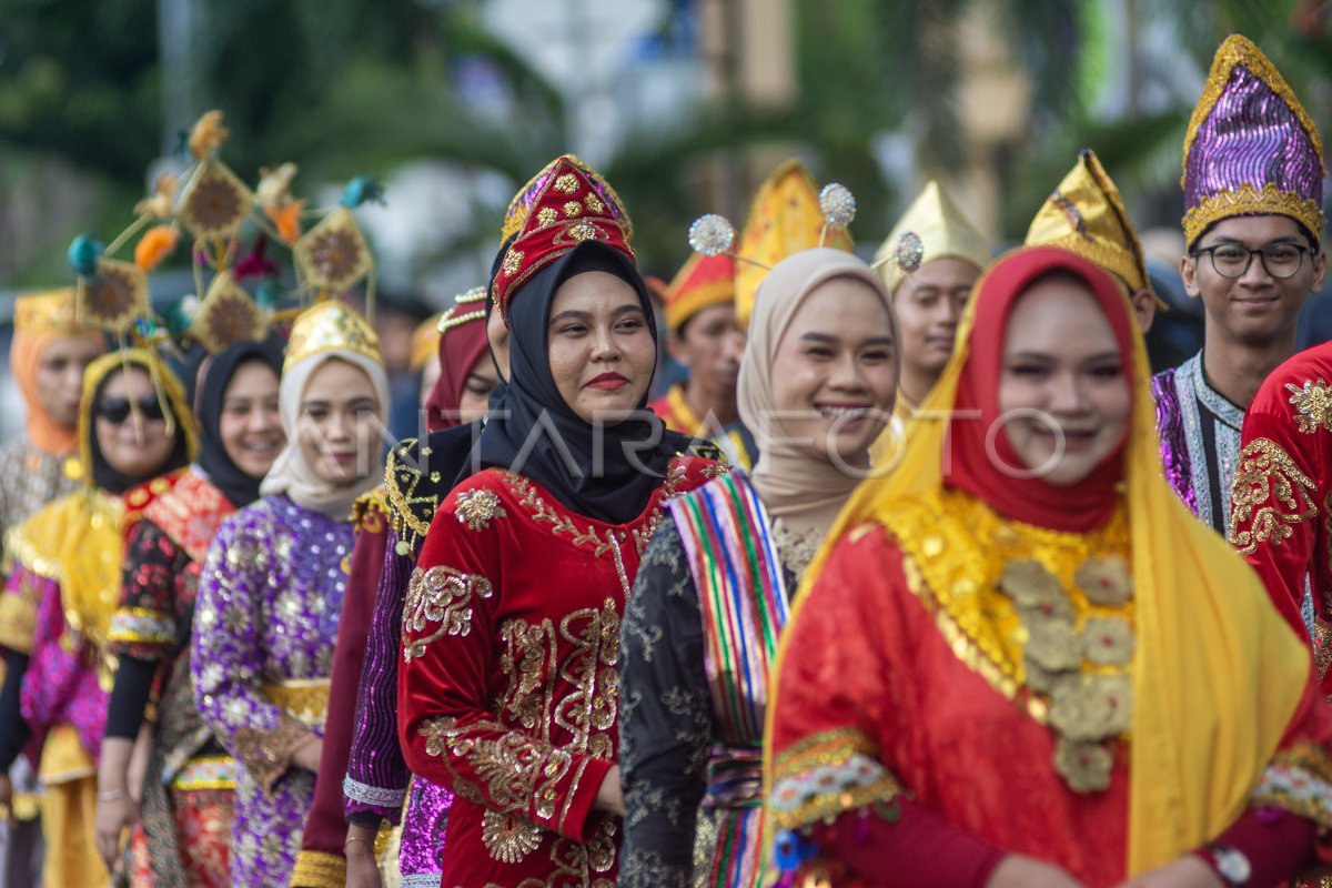 Karnaval budaya Sulawesi Tengah | ANTARA Foto