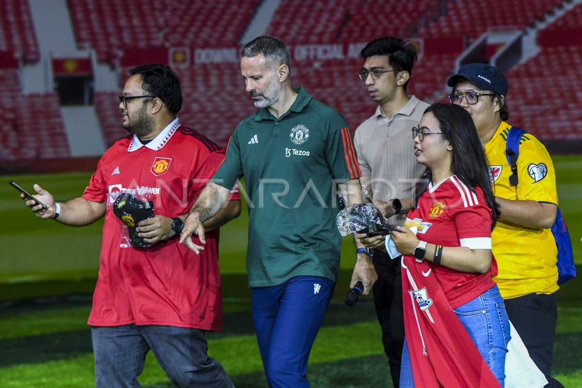 Ryan Giggs Hadiri Peluncuran Kartu Kredit Manchester United Antara Foto