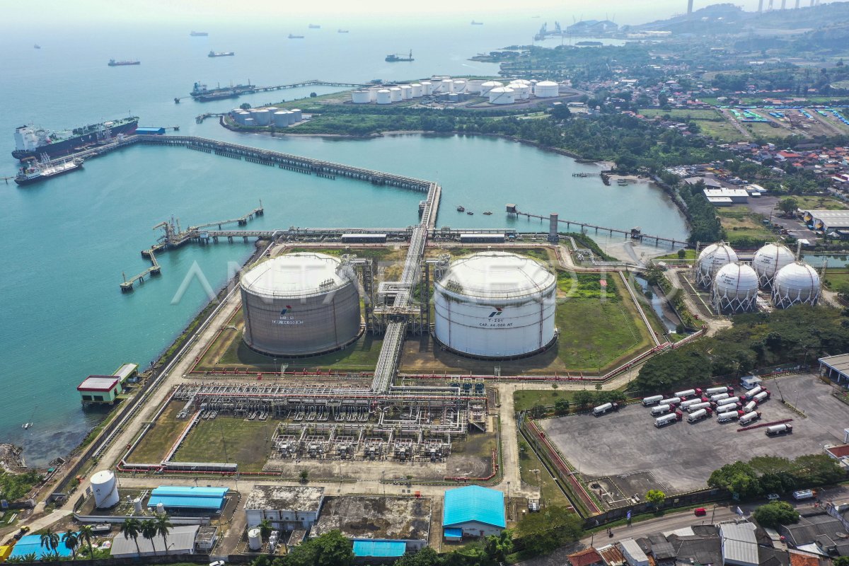 Terminal LPG Tanjung Sekong | ANTARA Foto