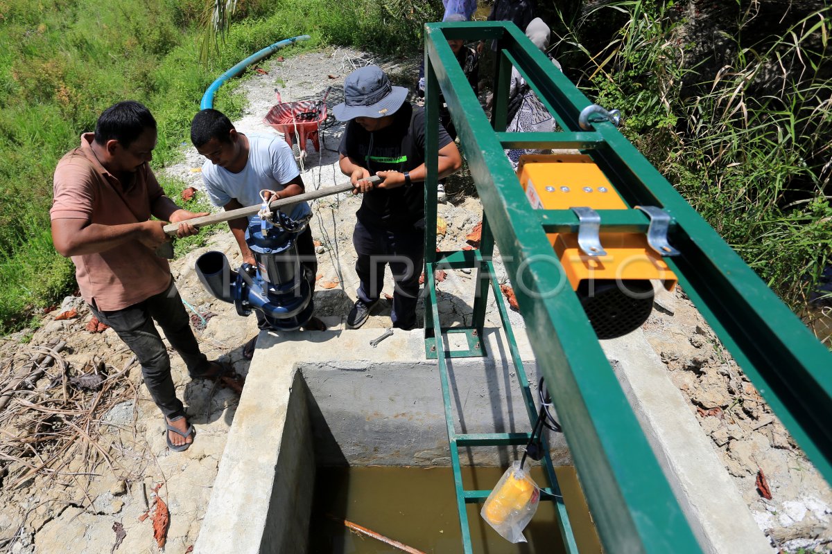 Kementan beri bantuan paket pompanisasi untuk petani Aceh Barat