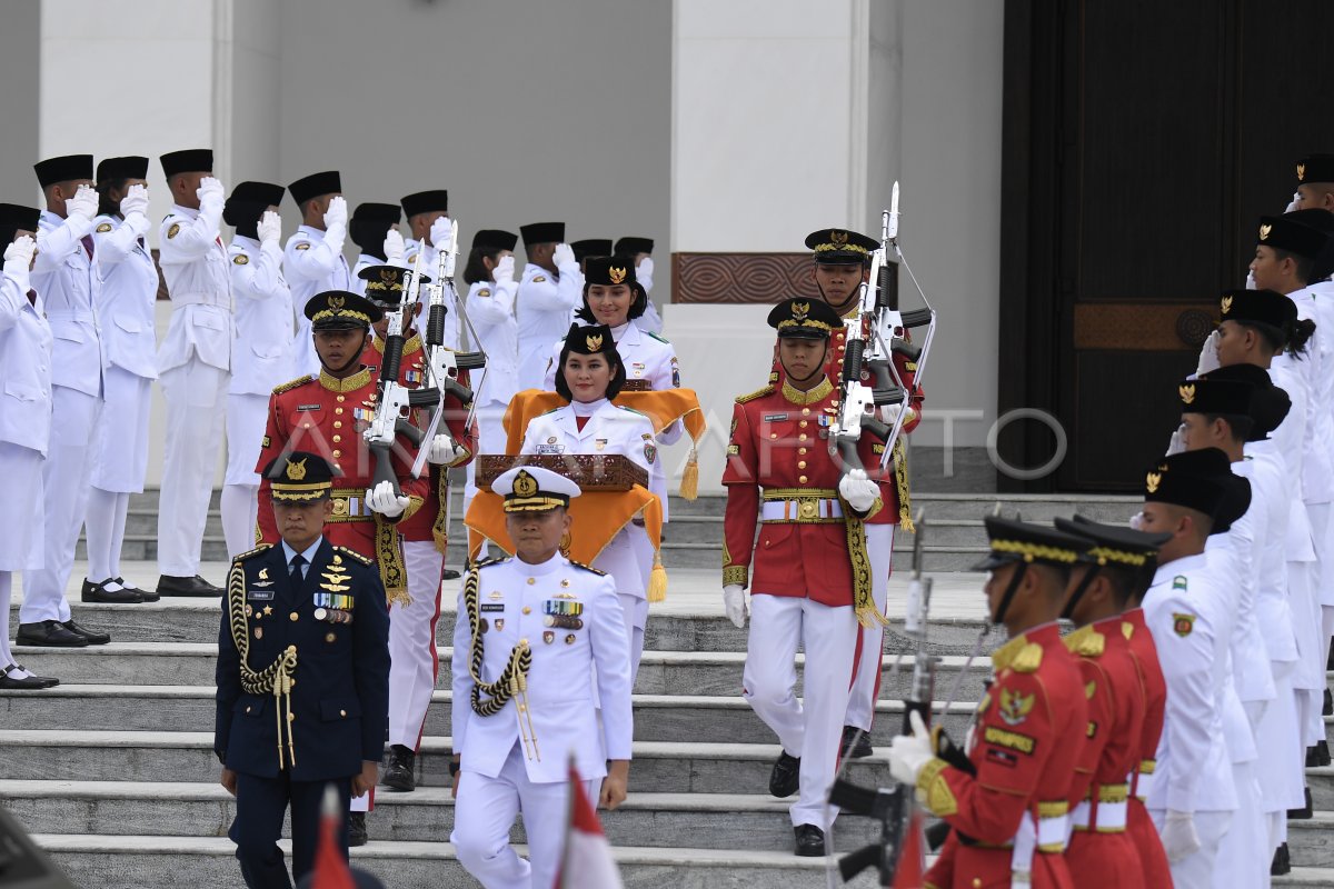 Duplikat bendera pusaka Merah Putih kembali ke Jakarta | ANTARA Foto