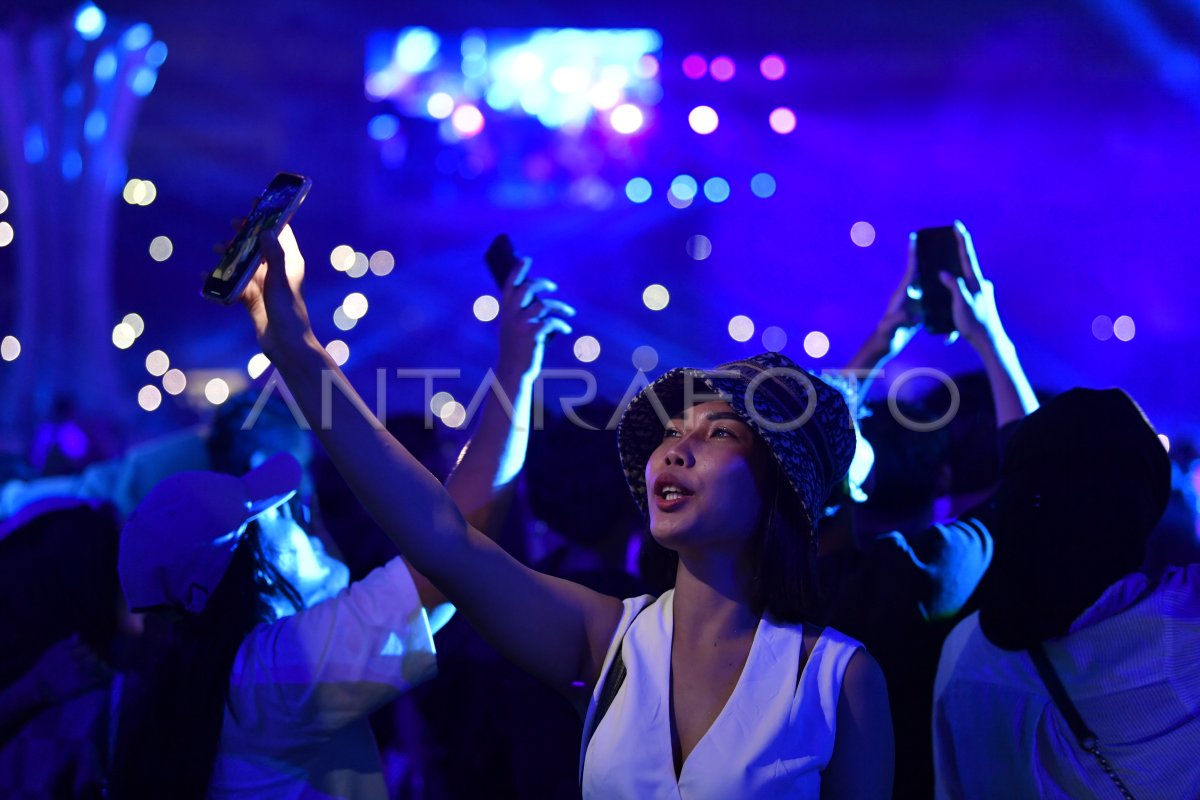 PON XXI Aceh-Sumut : Panggung hiburan  penutupan PON