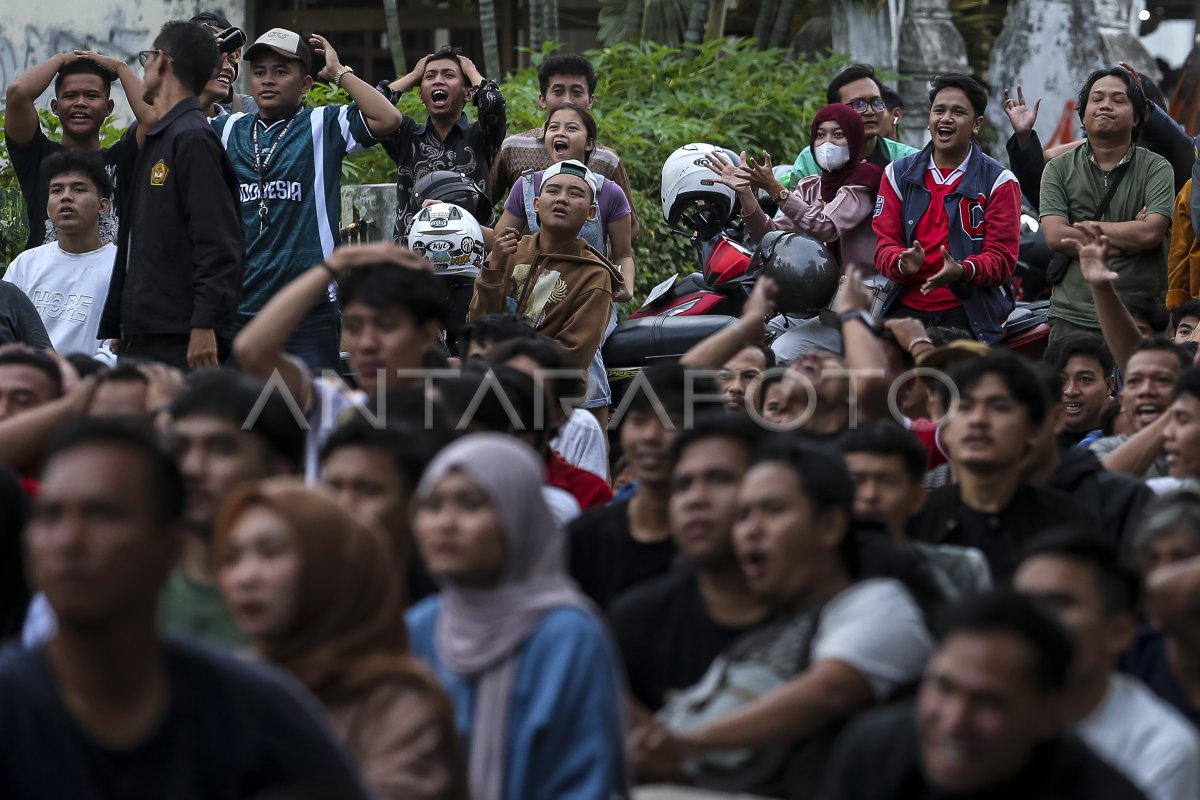 Nobar Timnas Indonesia opponents Australia in Serang City