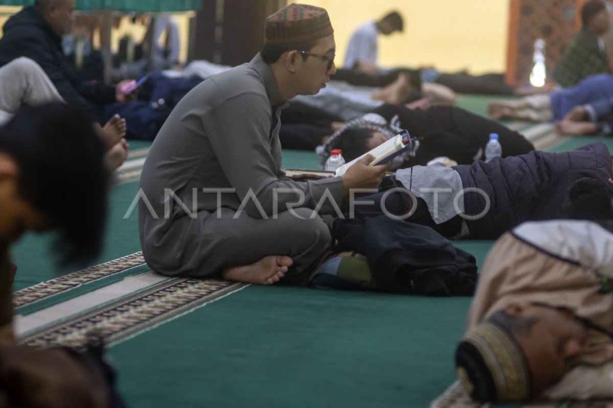 Iktikaf Ramadhan in Cimahi City