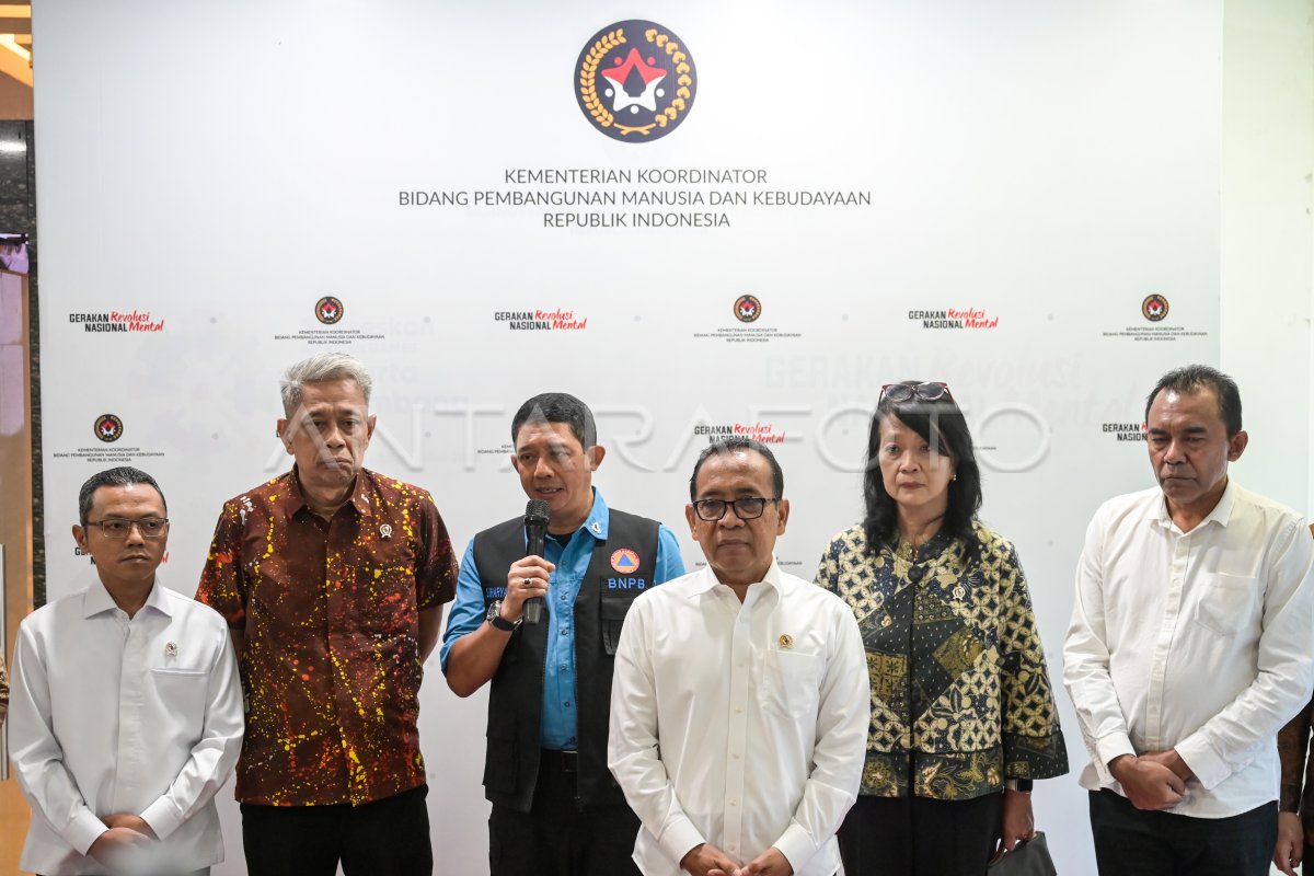 Rapat penanganan erupsi Gunung Lewotobi
