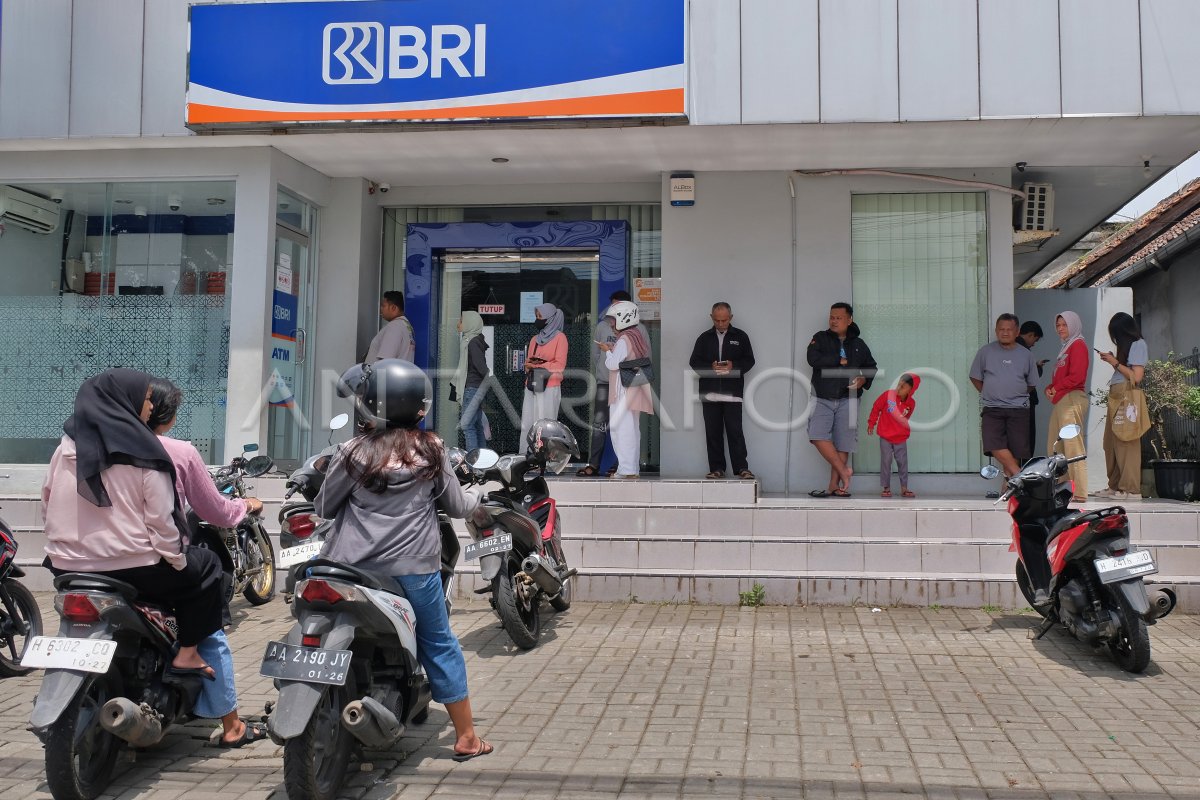 Persediaan uang tunai selama Lebaran