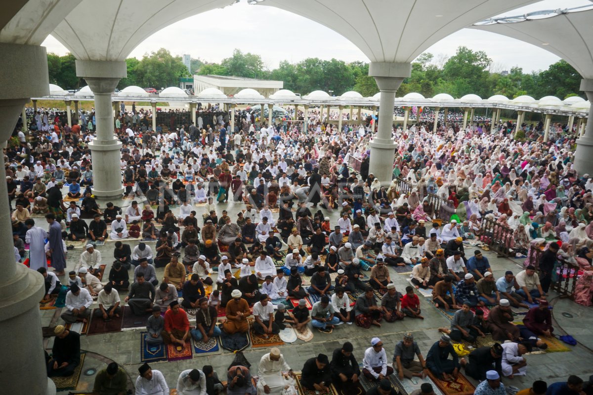 Shalat Idul Fitri 1446 Hijriah di Balikpapan