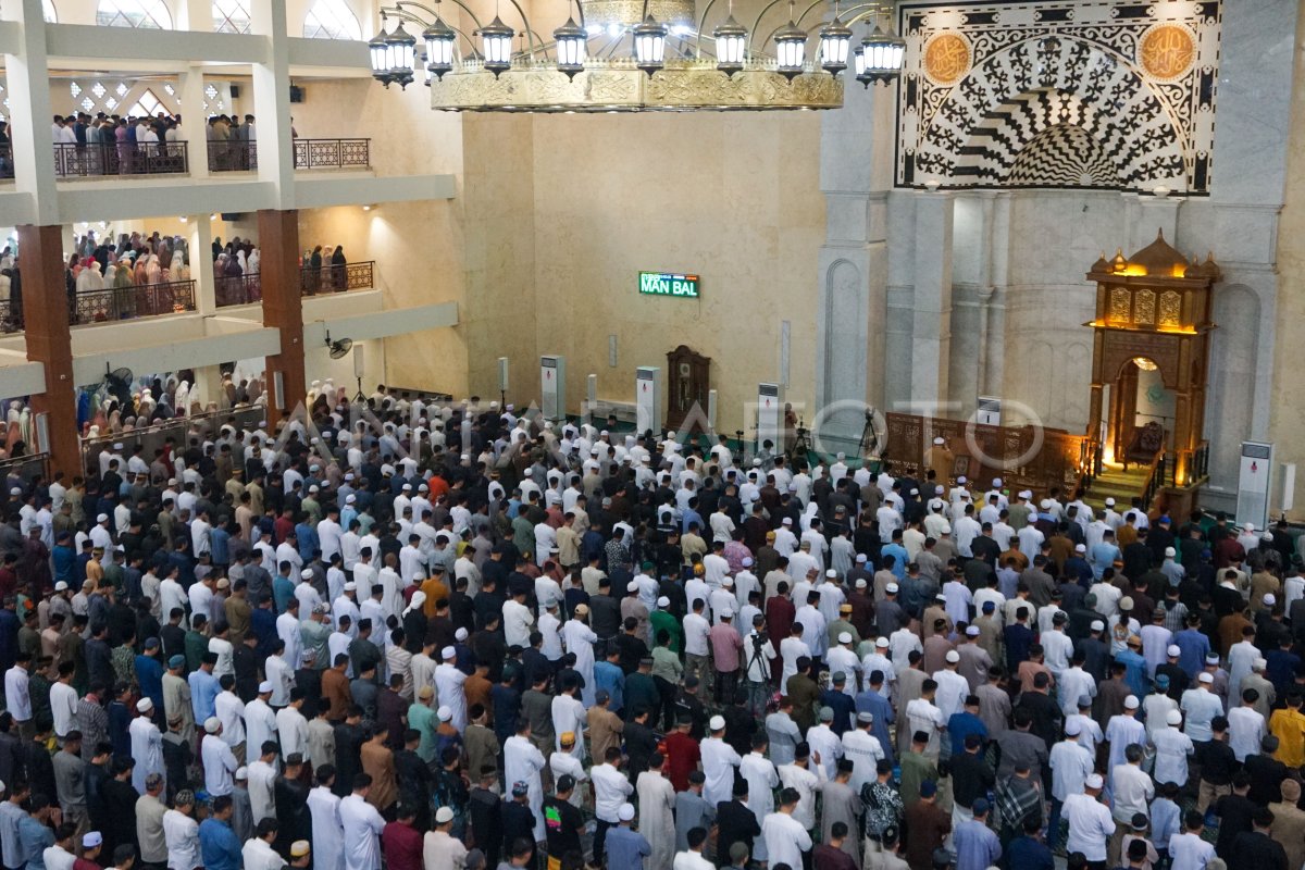 Shalat Idul Fitri 1446 Hijriah di Balikpapan