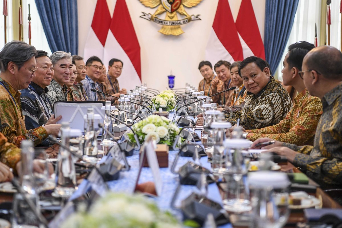 Presiden Prabowo terima kunjungan kehormatan delegasi FKI