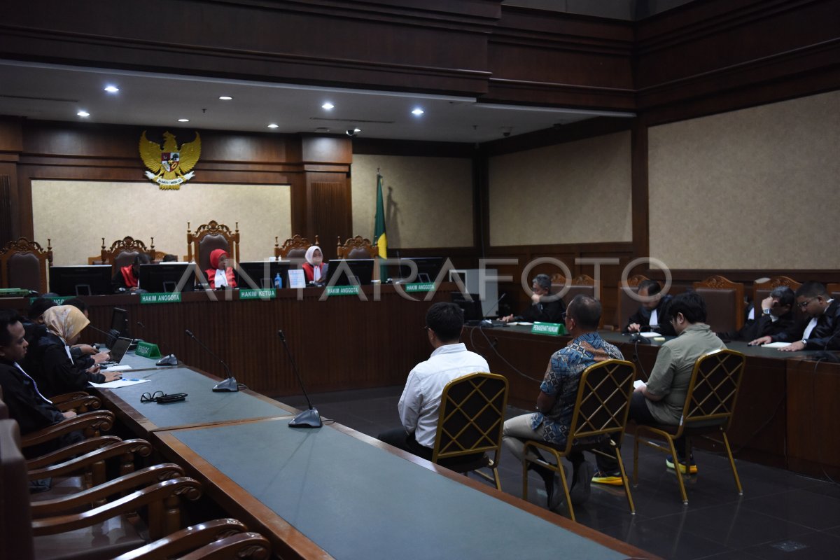 Sidang putusan kasus korupsi pengadaan APD COVID-19