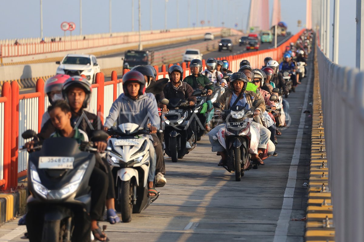 Tradisi toron warga Madura
