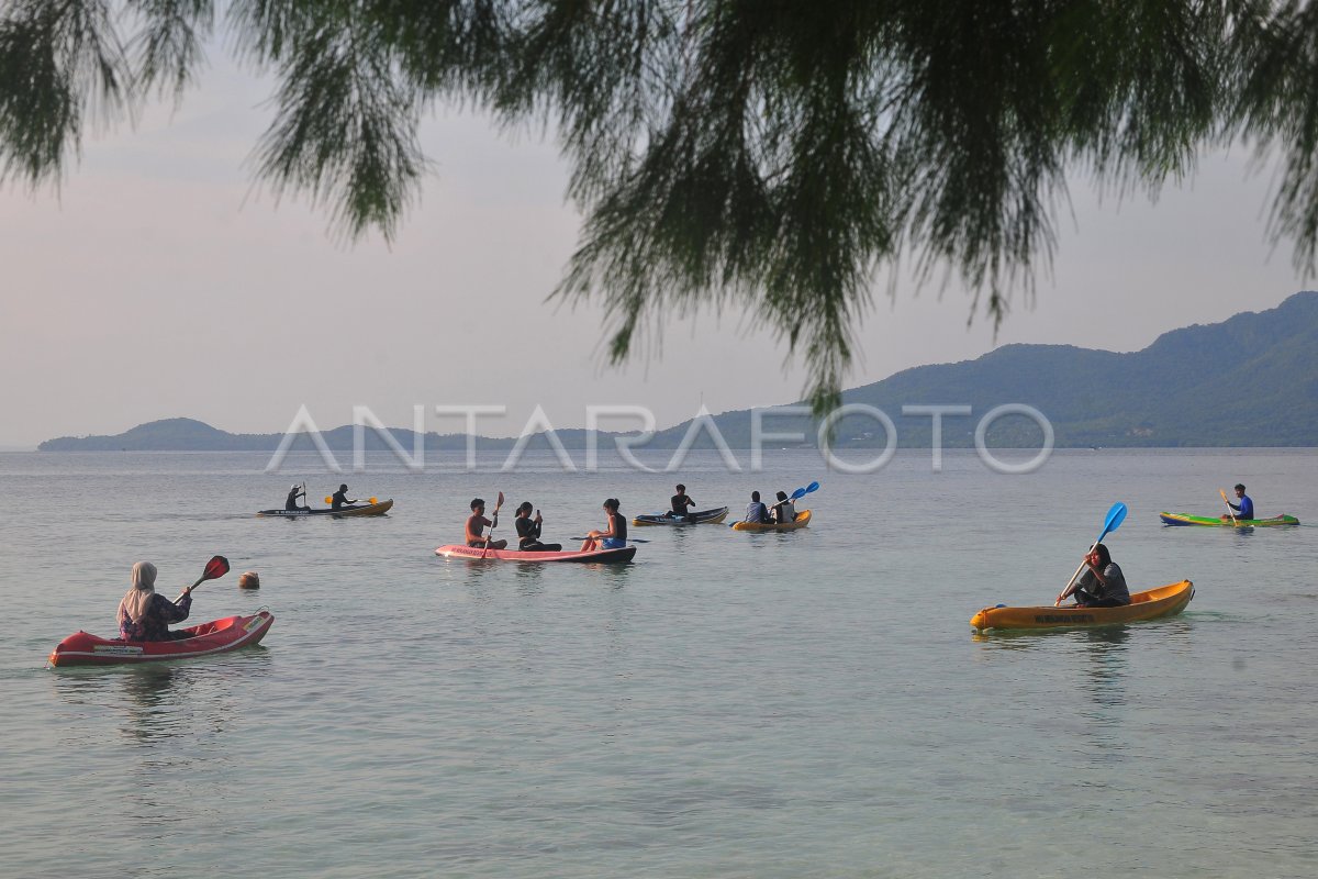 Wisata kano pulau Karimunjawa