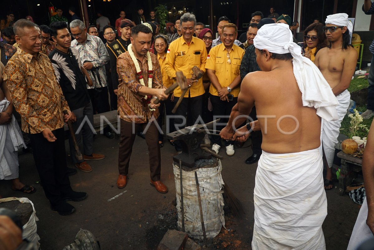 Wamenbud tinjau Festival Budaya Spiritual di Tulungagung