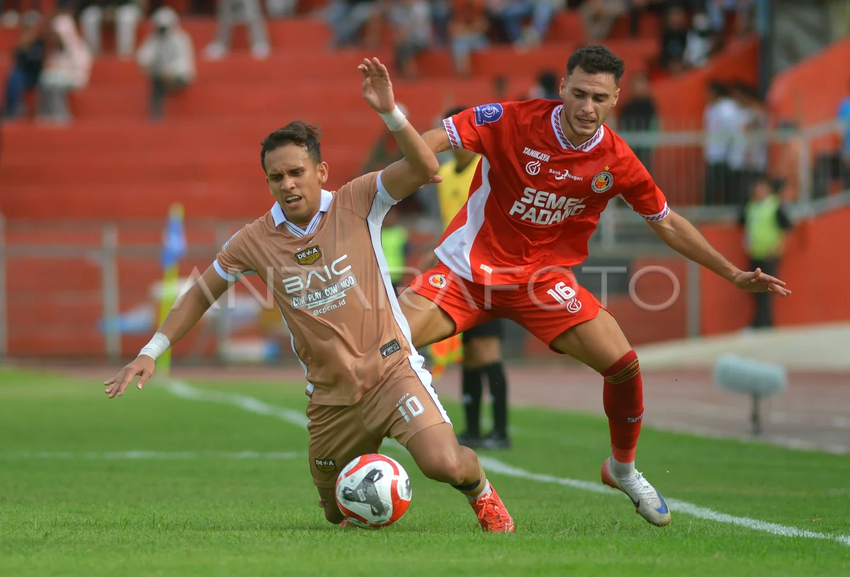 Nemis asirlikda porno jinsiy aloqa Mushuk jinsi fotosuratda ajralib turadi