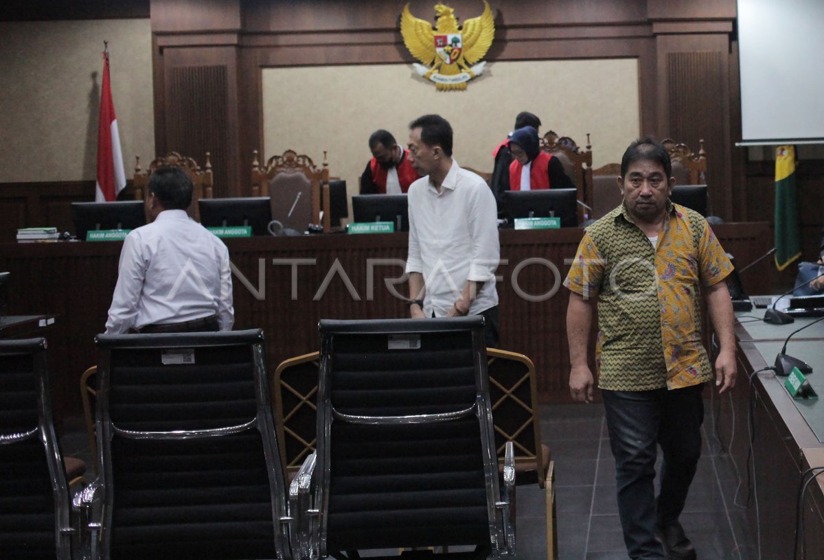 Sidang Lanjutan Dugaan Korupsi Pembangunan Gereja Di Mimika ANTARA Foto