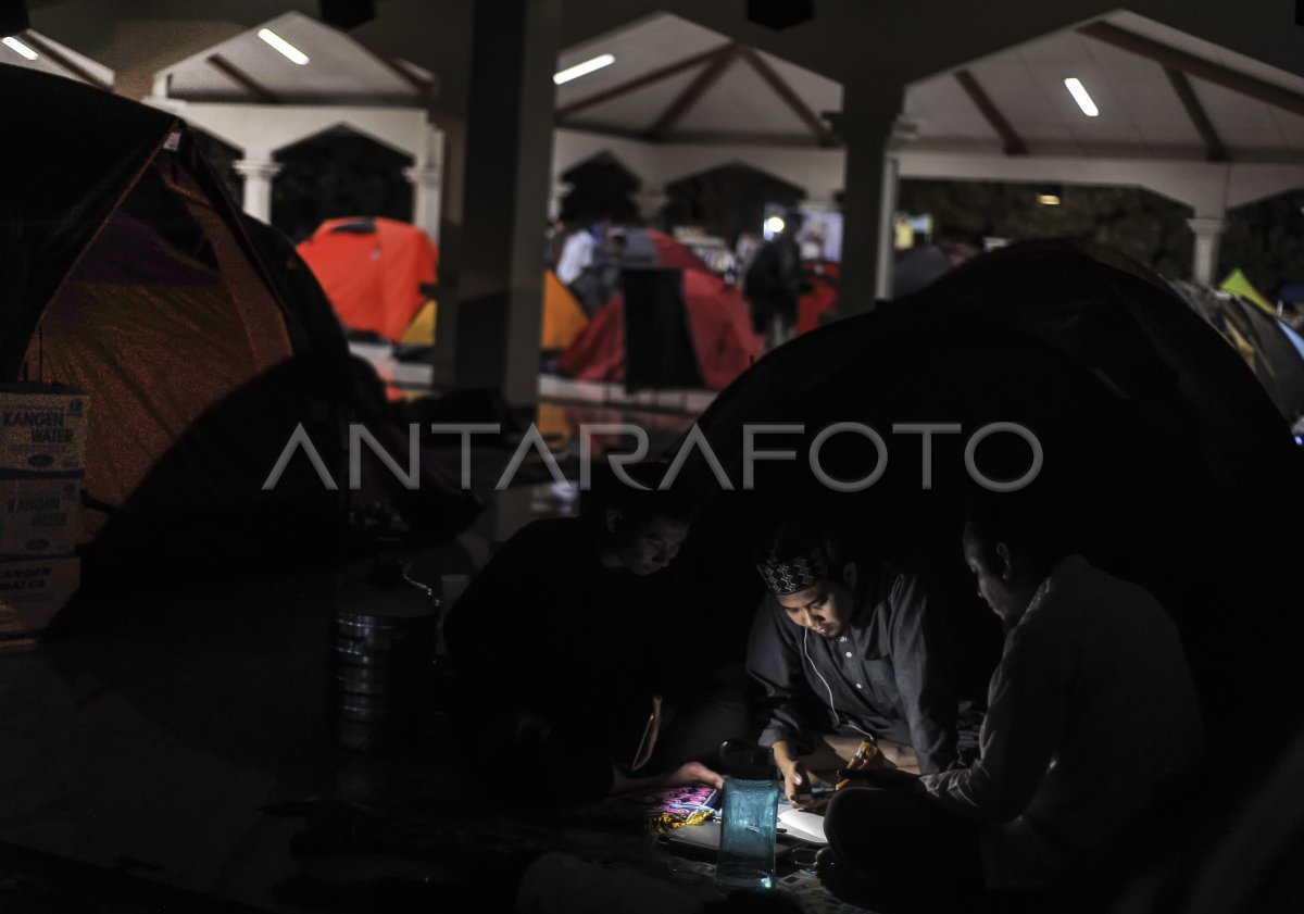 IKTIKAF RAMADAN IN BANDUNG