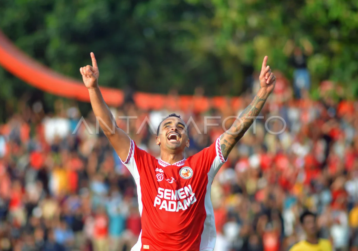 Rus onalar eshak porno Angel Dark pornosini onlayn tomosha qiling