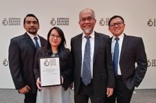 AWARD UNTUK VIDEO TOYOTA KIJANG