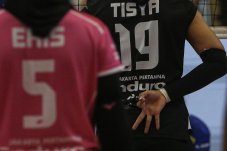 Jakarta Electric PLN melawan Jakarta Pertamina Enduro