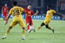 Persija Jakarta melawan Semen Padang FC