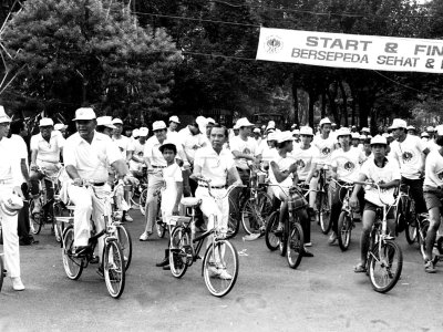 LOMBA SEPEDA HUT KE VII YAYASAN JANTUNG INDONESIA