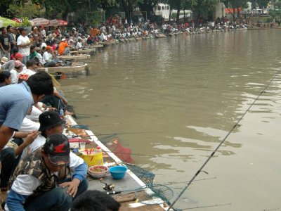 LOMBA MANCING