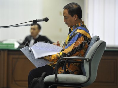  PEMERIKSAAN TERDAKWA SOEMARMO