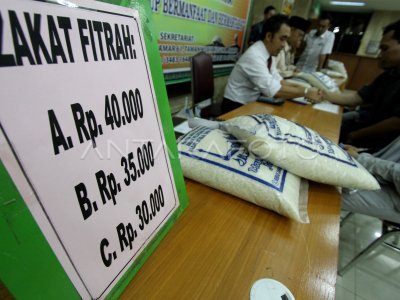 BAYAR ZAKAT FITRAH