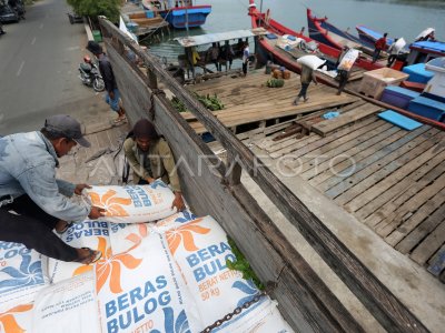 DISTRIBUSI RASKIN PULAU