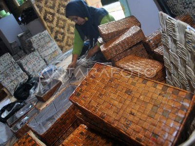 PERIÓDICOS PARA LA EXPORTACIÓN