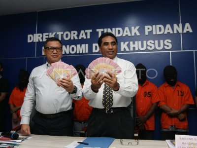 RILIS UANG PALSU BARESKRIM