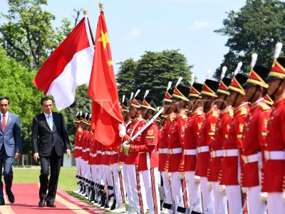 PRESIDENT RECEIVED VISIT PM CHINA