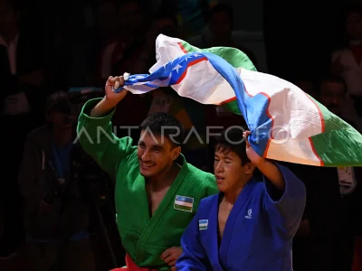 Transseksual porno tomosha