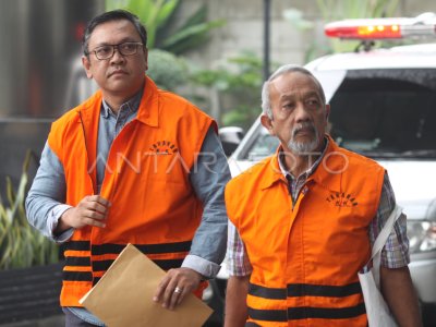 KPK PERIKSA BUPATI PAKPAK BHARAT