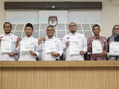 CALEG BERSTATUS MANTAN TERPIDANA KORUPSI | ANTARA Foto