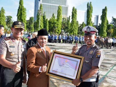 PENGHARGAAN DI HARI GURU