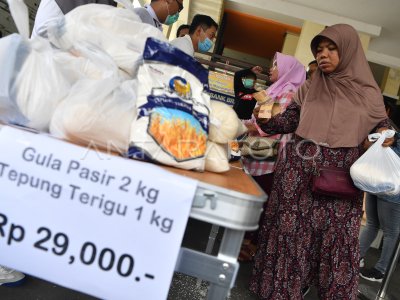 OPERASI PASAR BULOG DI SURABAYA