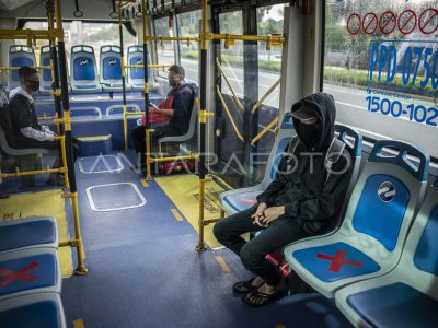 PEMBATASAN PENUMPANG ANGKUTAN UMUM