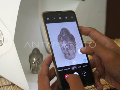 PERAJIN SUVENIR ANDALKAN PASAR EKSPOR