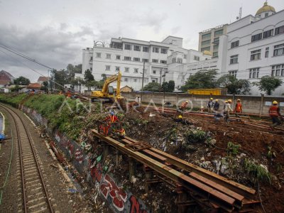 PROYEK PEMBANGUNAN JALUR GANDA BOGOR-SUKABUMI | ANTARA Foto