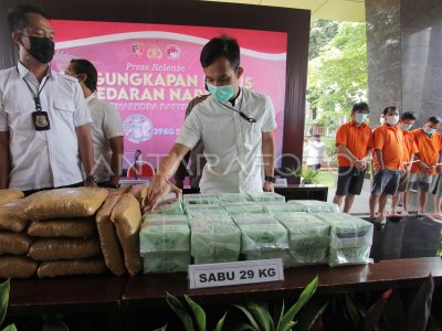 UNGKAP KASUS NARKOTIKA JARINGAN SUMATERA | ANTARA Foto