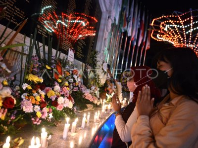 PERINGATAN 19 TAHUN BOM BALI | ANTARA Foto