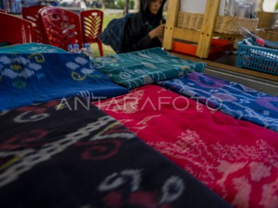 SPECIAL FABRIC BATIK MOTIF BOMBA