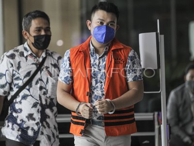 PEMERIKSAAN TERSANGKA AHMAD REO KUSUMA