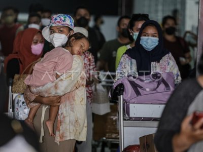 PUNCAK ARUS BALIK DI BANDARA SOEKARNO HATTA | ANTARA Foto