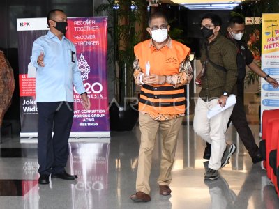 RICHARD LOUHENNAPESSY EXAMINATION