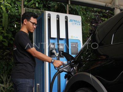 BATTERY BASED ELECTRIC VEHICLE ECOSYSTEM | ANTARA Foto