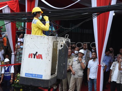 Penataan Kabel Utilitas Di Jakarta Antara Foto