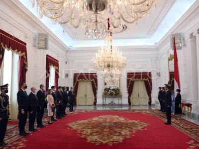 PRESIDEN JOKOWI MENERIMA SURAT KEPERCAYAAN DUBES LBBP