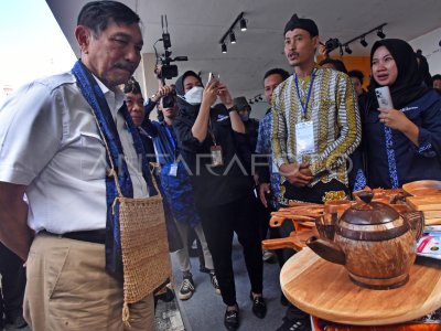 PELUNCURAN GERAKAN BANGGA BUATAN INDONESIA | ANTARA Foto